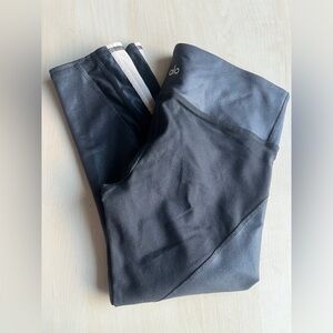 ALO Yoga Black Metallic Leggings With Mesh Detailing Size Small 19” Inseam